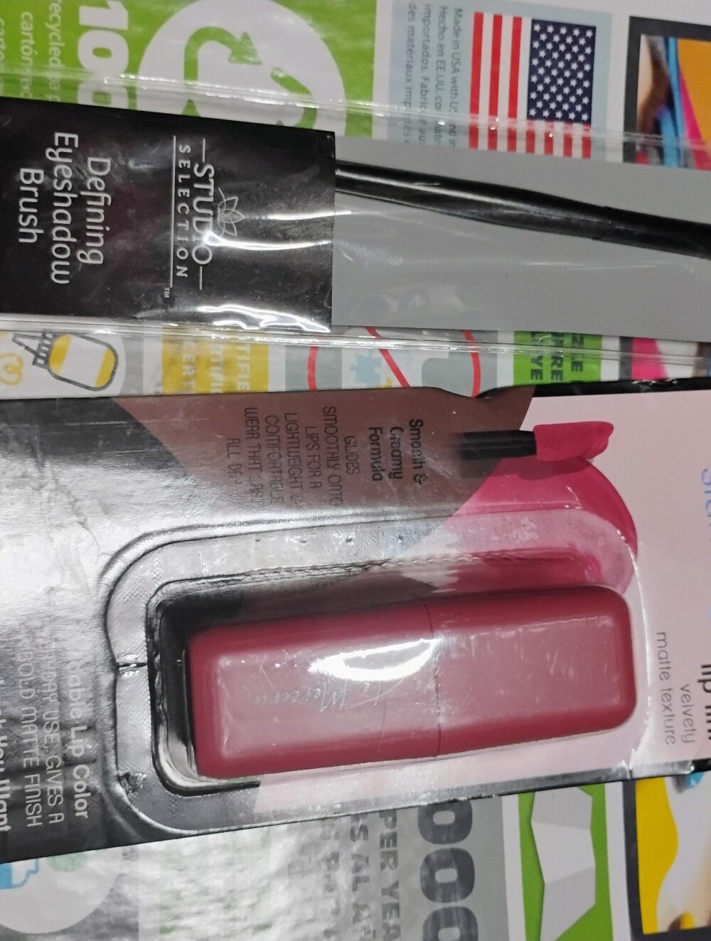New Makeup Bundle - Picture 6 of 6